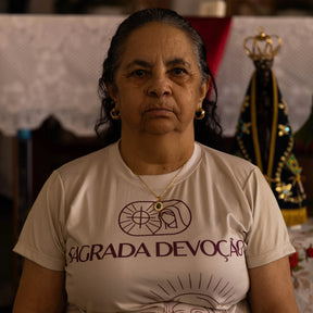 Colar Nossa Senhora de Guadalupe com Zircônias – Pingente Religioso Feminino Delicado