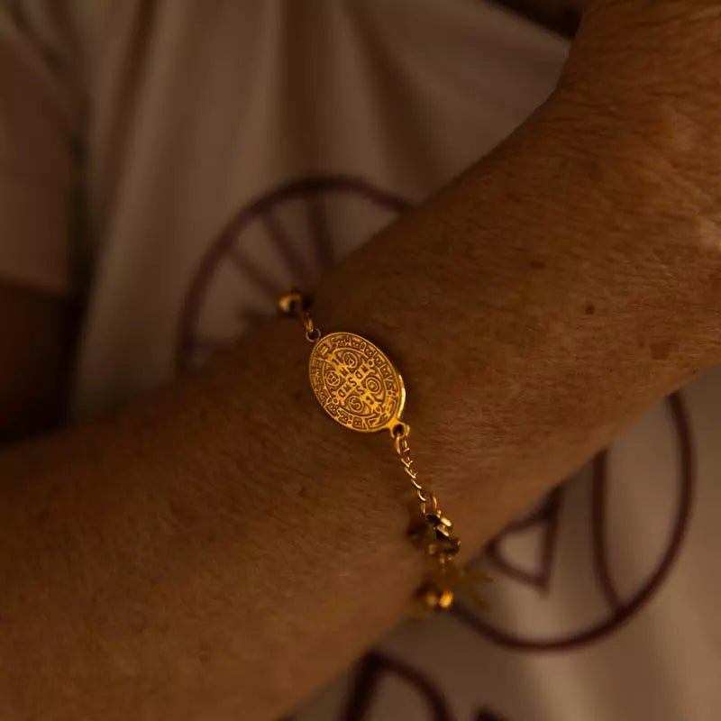 Pulseira São Bento com Dezena de Terço Ouro 14k – Pulseira Religiosa de Oração Masculino e Feminino