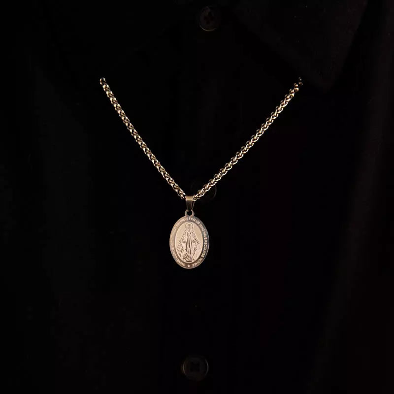 Colar Virgem Maria – Pingente Religioso de Nossa Senhora com Símbolo de Devoção