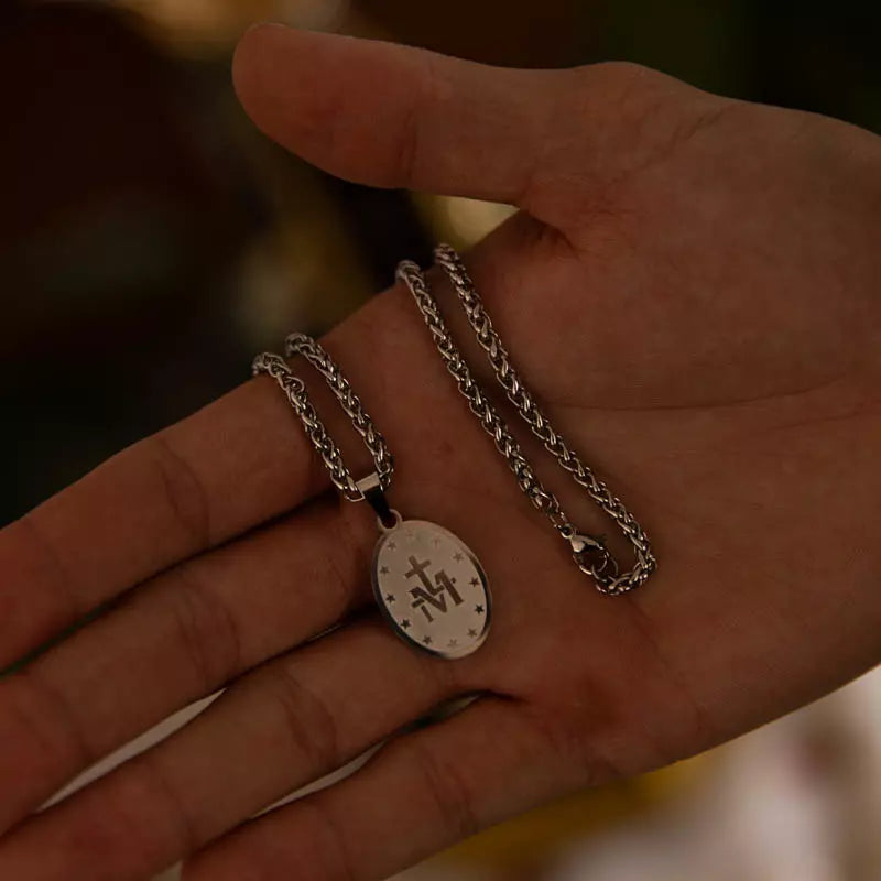 Colar Virgem Maria – Pingente Religioso de Nossa Senhora com Símbolo de Devoção