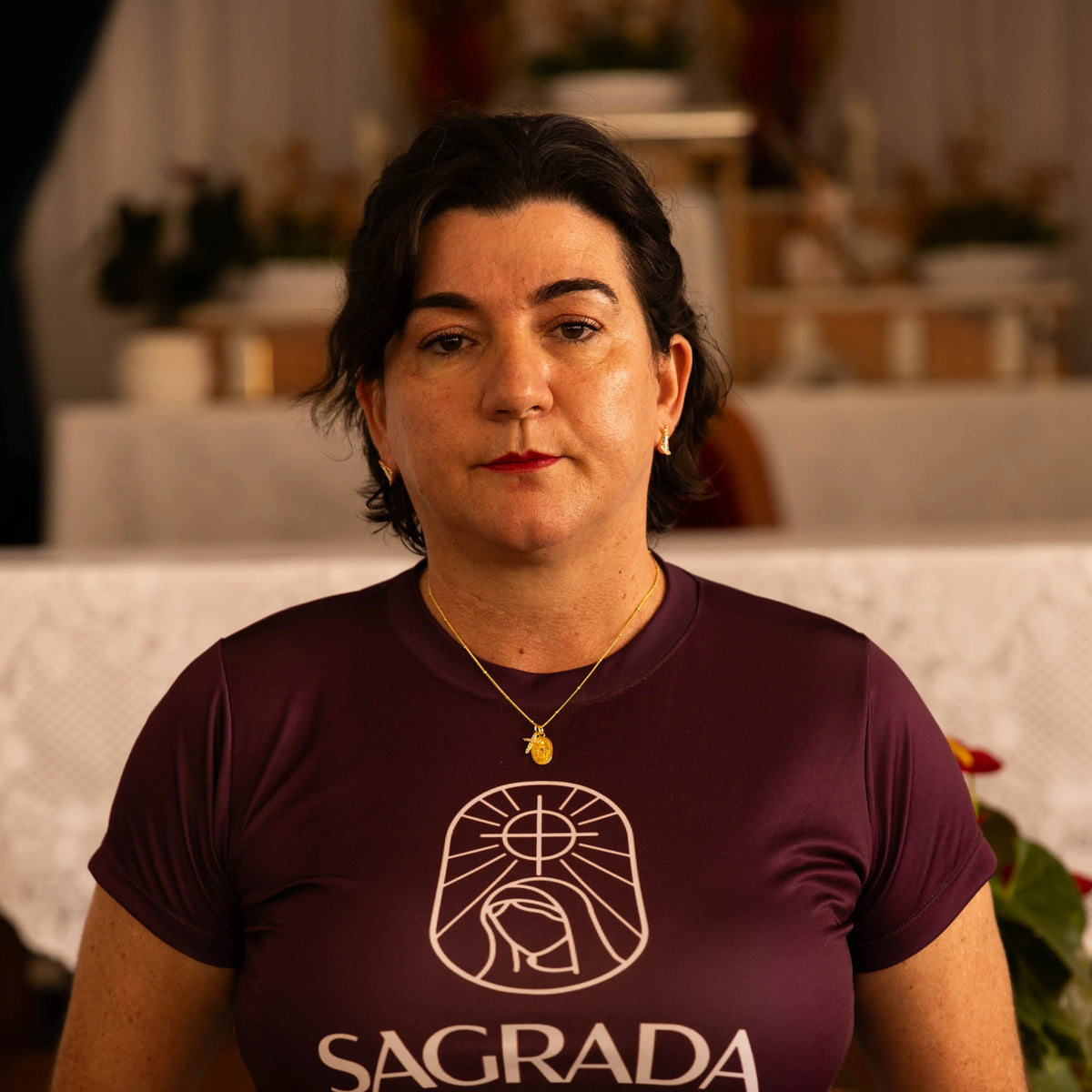 Colar Virgem Maria com Cruz de Zircônia – Colar Religioso Feminino Delicado