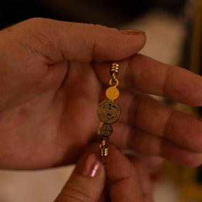 Pulseira São Bento Ouro ou Prata Feminina – Pulseira Religiosa com Medalha de Devoção