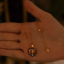 Colar Nossa Senhora Aparecida com Coração e Zircônias Azuis Ouro 14k – Pingente Religioso Feminino Premium