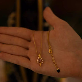 Colar Nossa Senhora Aparecida Feminino – Pingente Religioso com Zircônias