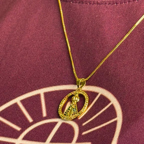 Colar Nossa Senhora Aparecida com Zircônias Ouro – Colar Religioso Feminino Delicado
