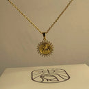 Colar Medalha Nossa Senhora Aparecida com Zircônias Ouro – Colar Religioso Feminino Delicado