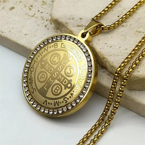 Colar São Bento com Zircônias  – Medalha Religiosa com Pedras Brilhantes Masculino e Feminino