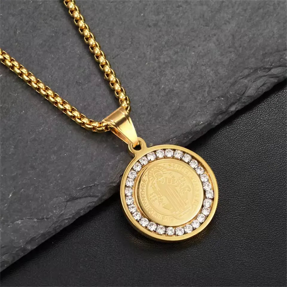 Colar São Bento com Zircônias  – Medalha Religiosa com Pedras Brilhantes Masculino e Feminino
